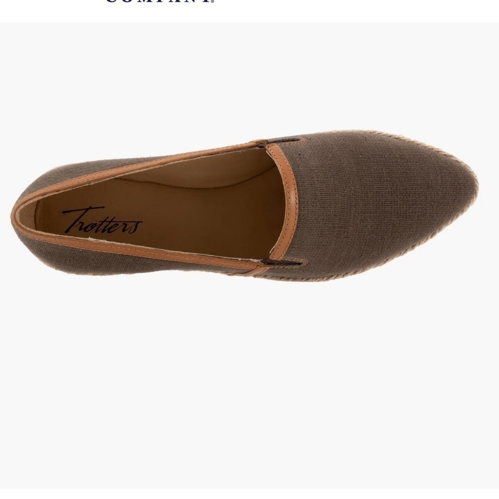 Trotters Estelle Brown Flats Size 9 - Picture 5 of 13
